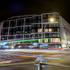 https://aeronaut-powered-by-pearl-1-living-and-yachting-hospitality.find-berlin-hotels.com