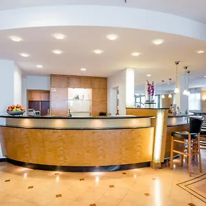 https://schlosspark-hotel.find-berlin-hotels.com
