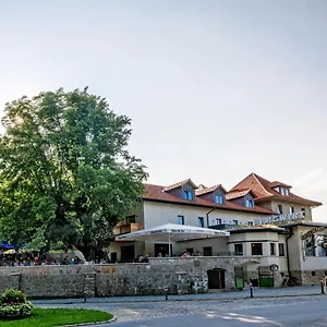 Bergwirt & Hotel